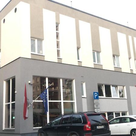 Sia Cikstonis Hotel Rīga Exterior foto